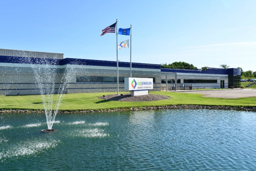 image of the outside of the eau claire, wi eo johnson office